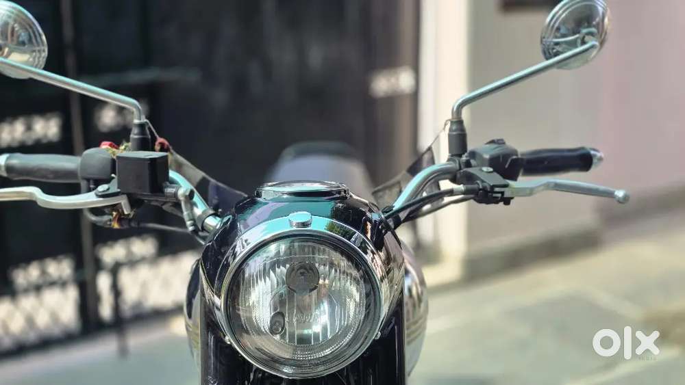 Jawa Classic Black Color