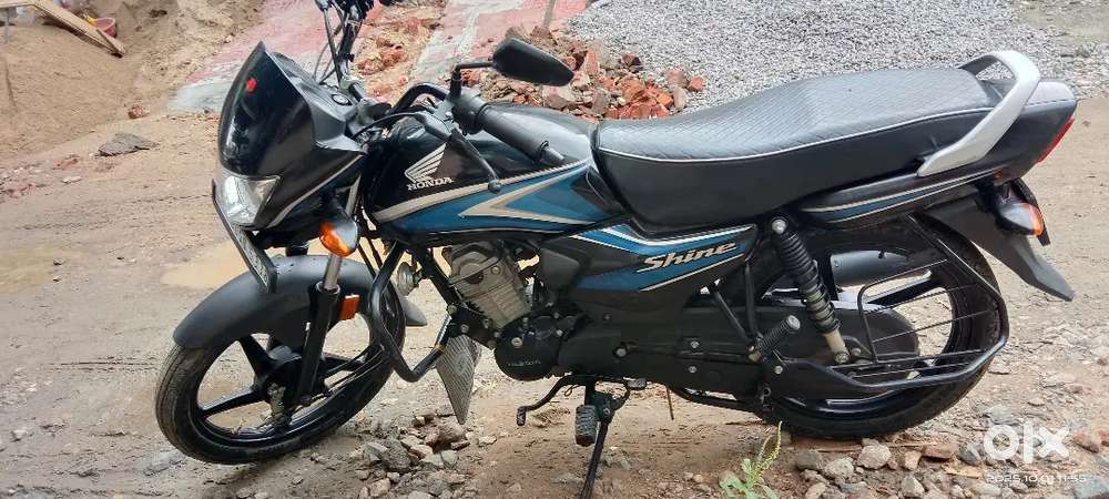 Honda shine 100