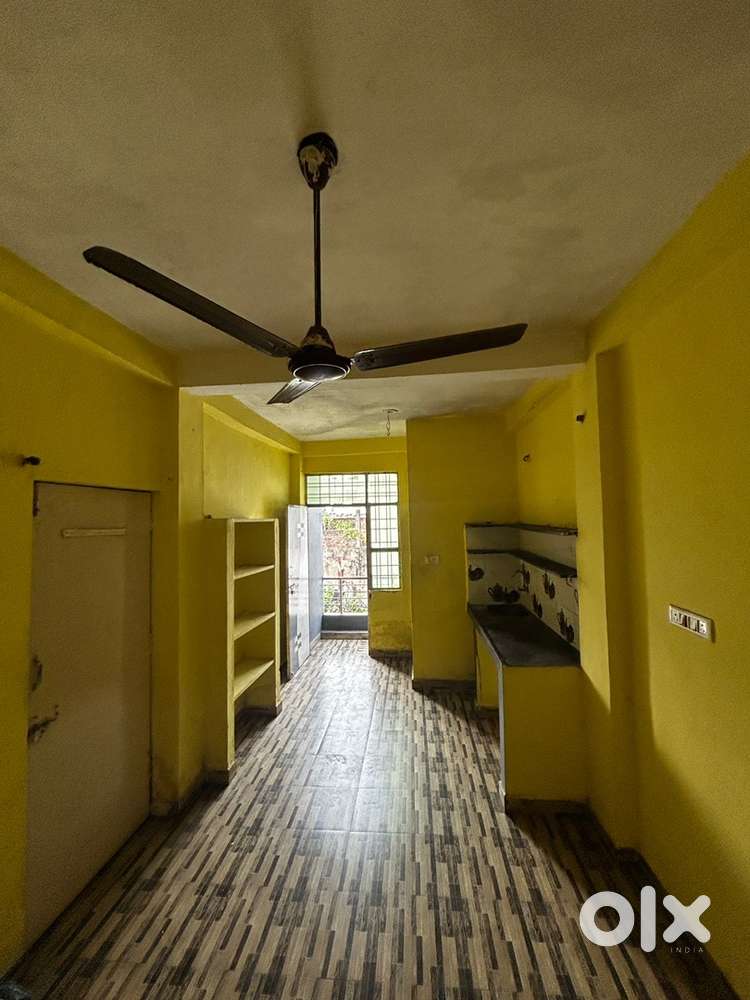 1 RK AVAILABLE IN ASHOKA GARDEN PRIME LOCATION