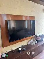 TCL 40 FHD LED TV, Excellent Condition, Non‑Smart