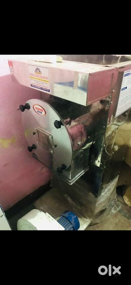 Aata chakki 7.5HP Pulveriser 2 in 1 with Phumetic syster machine