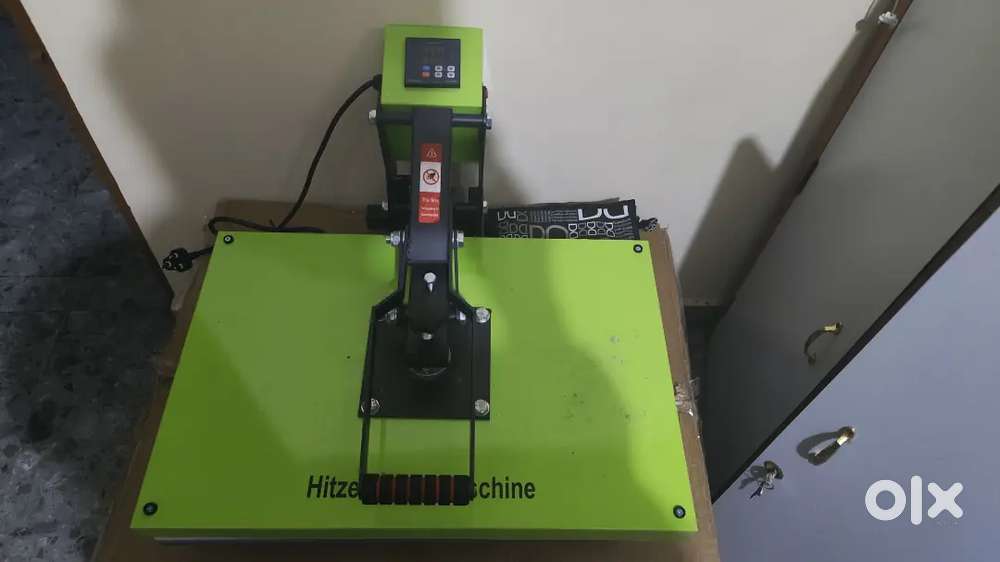 D T F heat press machine