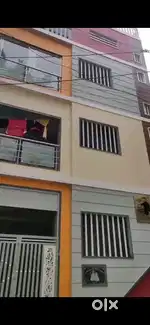 Indipendent full building for sale