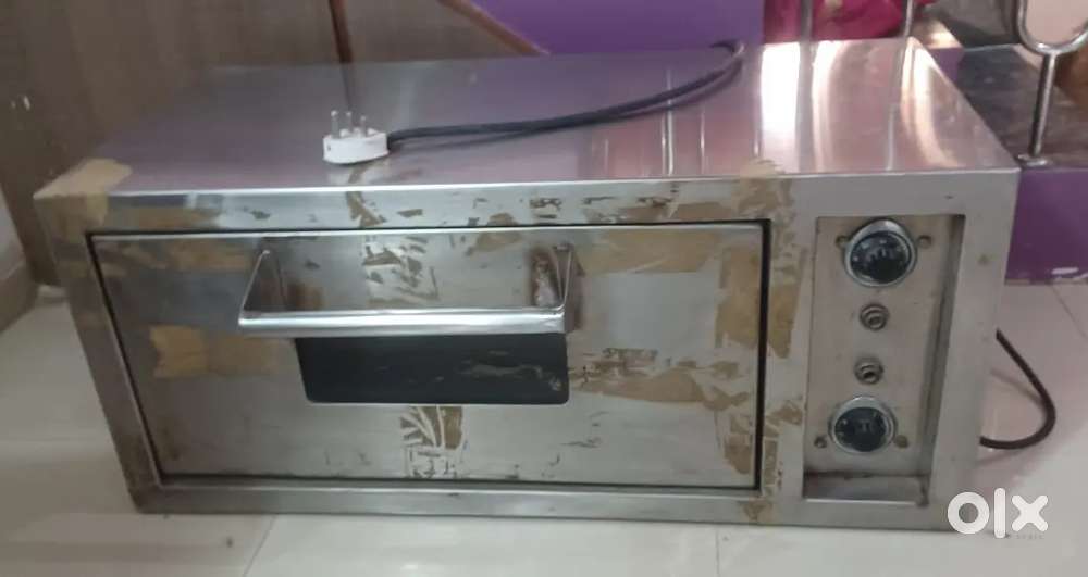 Commercial oven