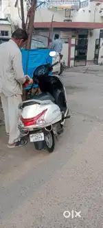 Sale Krna hai gadi super tite condition