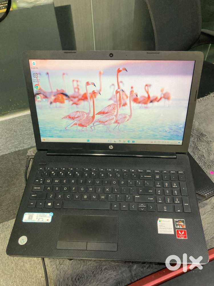 HP notebook 15 DB1069AV AMDRYZEN 3 - 3rd gen - 8gb - 128gb - 1Tb hdd