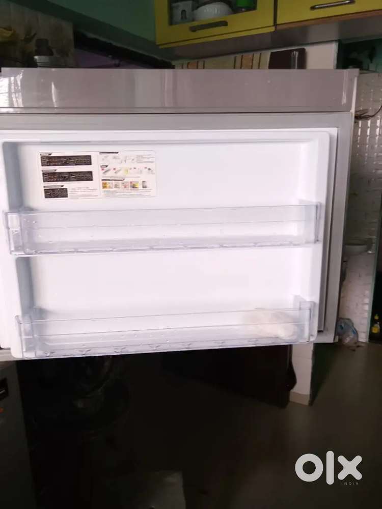 Godrej Eon Vibe 346B Steel Finish Refrigerator – Excellent Condition