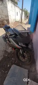 Yamaha R15 v3