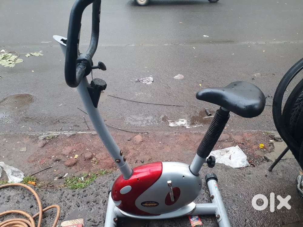 Exercise bicycle