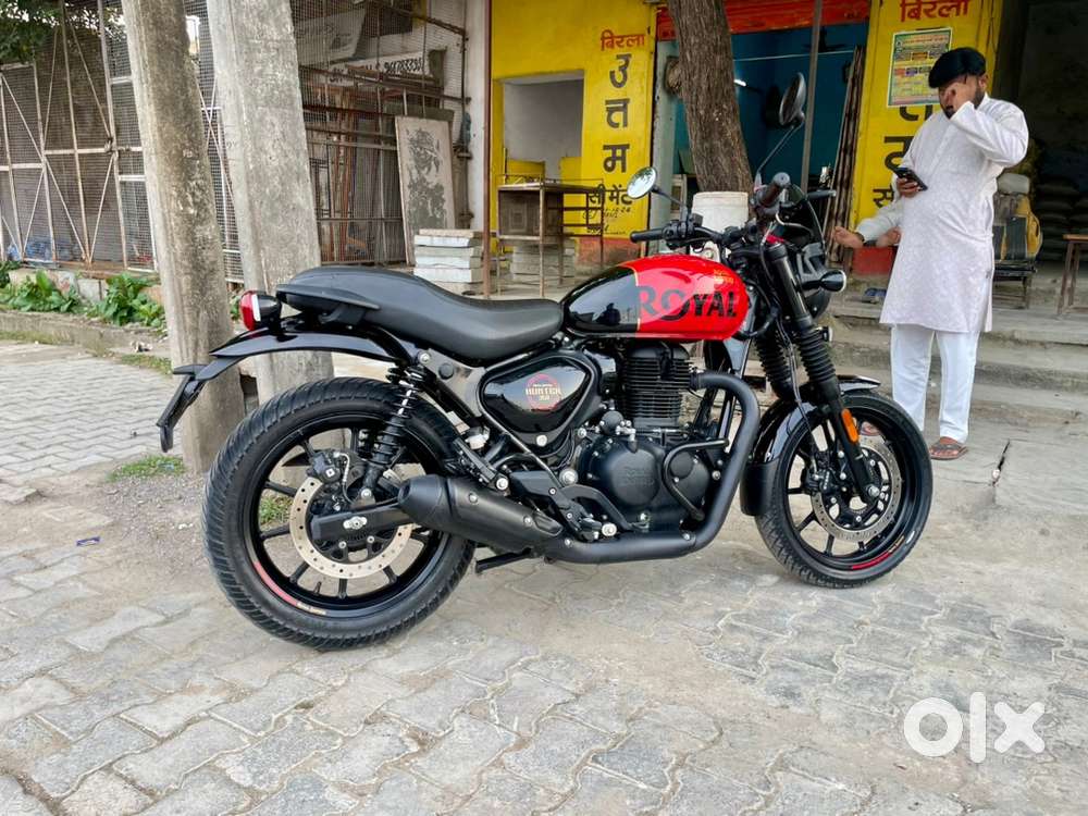 Hunter 350 rebel red