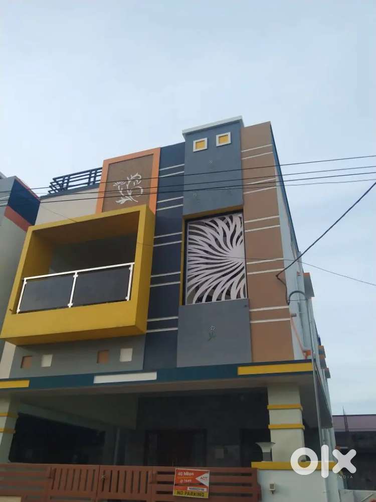 Resale house 3bhk duplex 2 years old saravanampatti 3kms