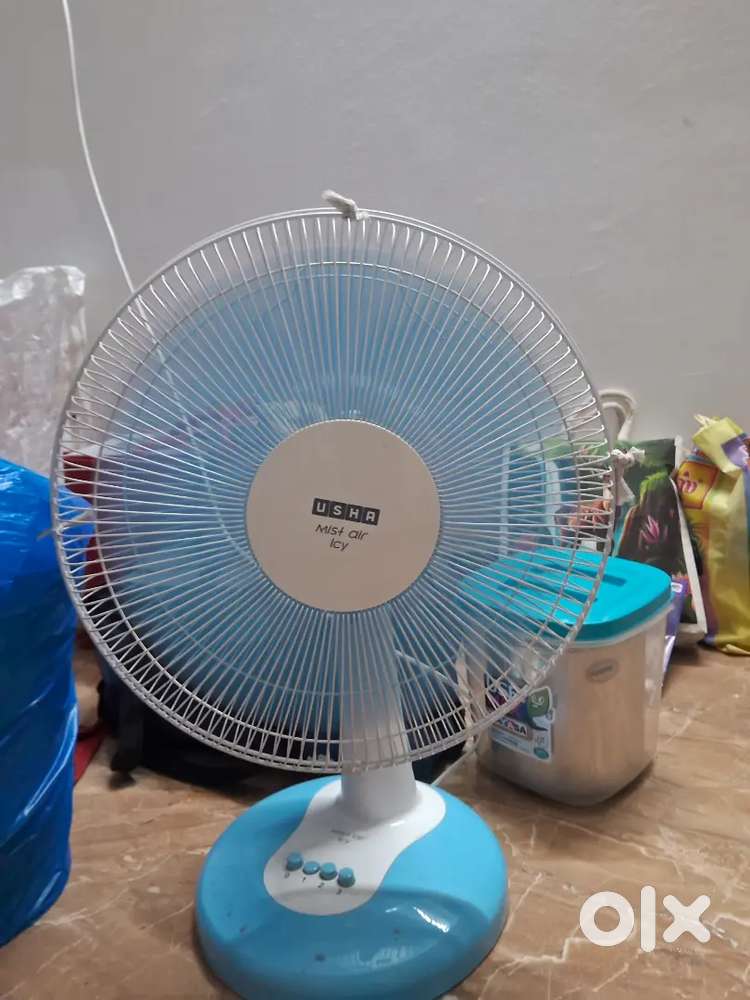Usha table fan