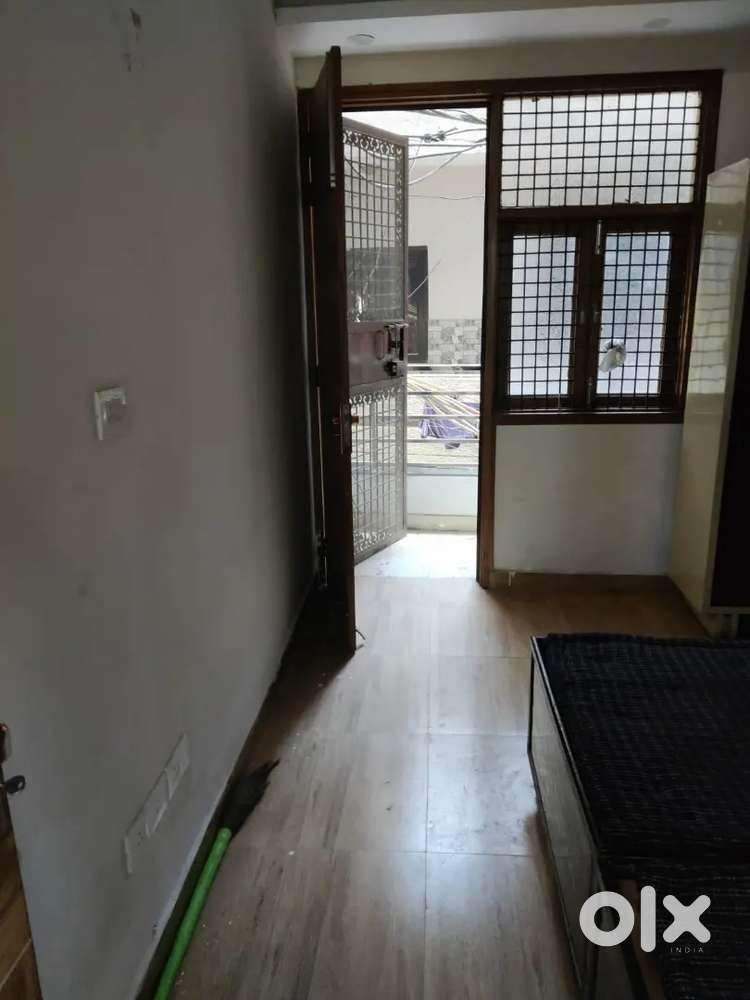 3 BHK second floor govindpuri Extension