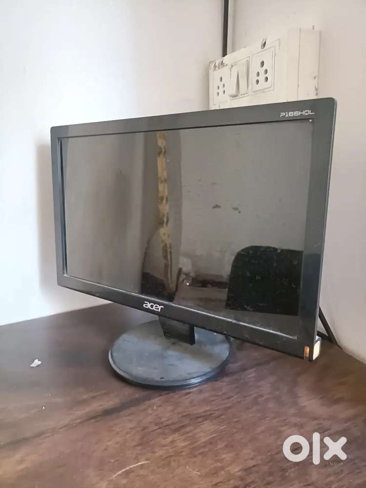 Desktop PC with Acer Monitor (Good Condition)