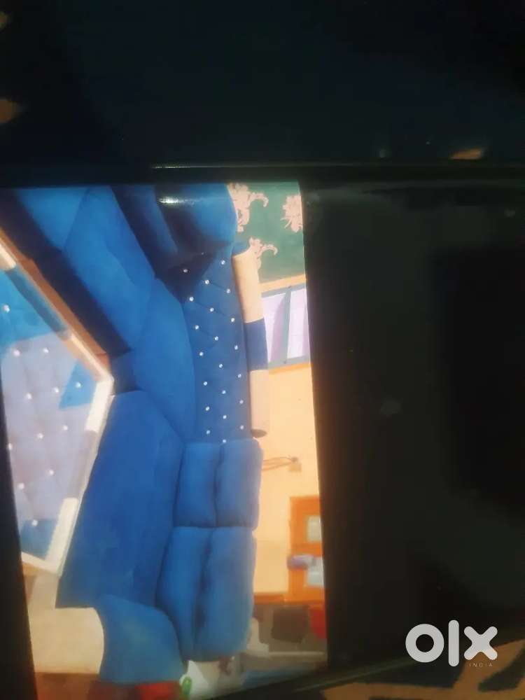 8 seater Lsize old 2 year good condition