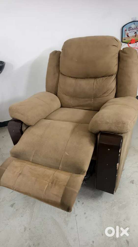 Recliner Sofa single