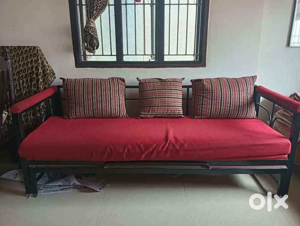 sofa  with Kattil