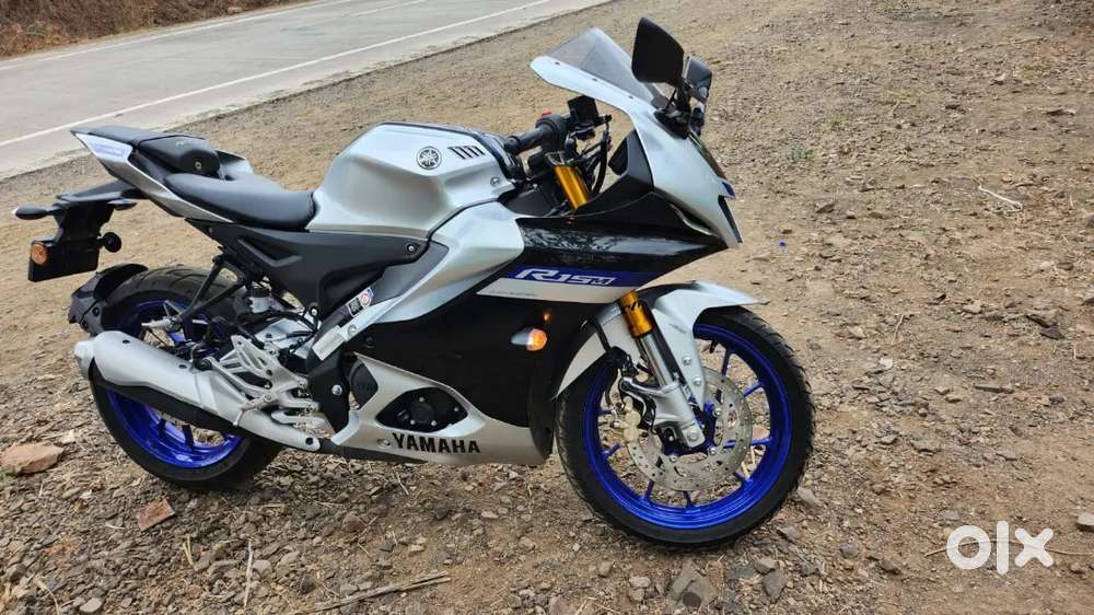 R15 model 2023 Bike for Sale – Excellent Condition