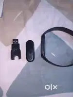 Smart band with magnetic charger