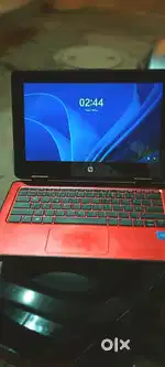 Mackbook  windows 11 good condition