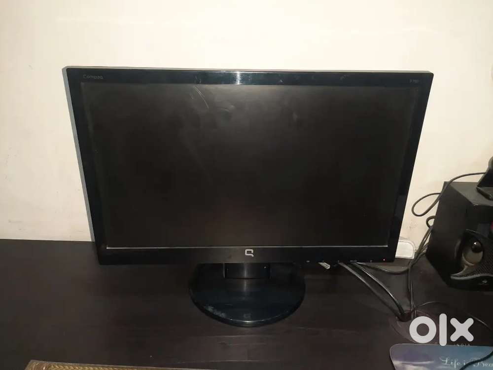 Compaq computer  very urgent to sell please
