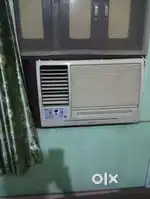 Hitachi 1.5 Tan Window AC