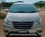 Toyota Innova 2.5 V 7 STR, 2012, Diesel