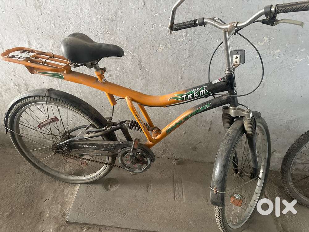 Hero non gear cycle with backseat carrier