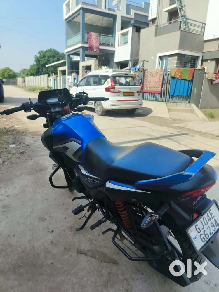 Bavaliya parvat bhai