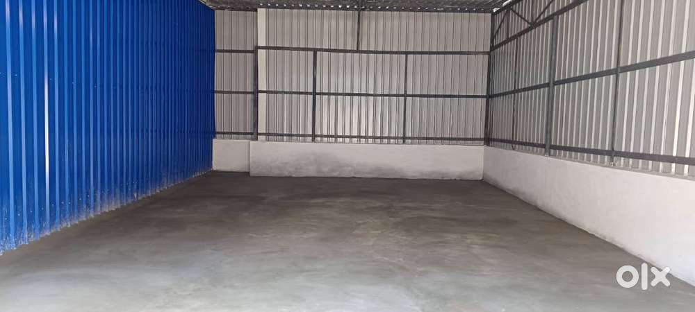 1000 Sqft godown for rent at Kuniyamuthur Edayarpalayam pirivu