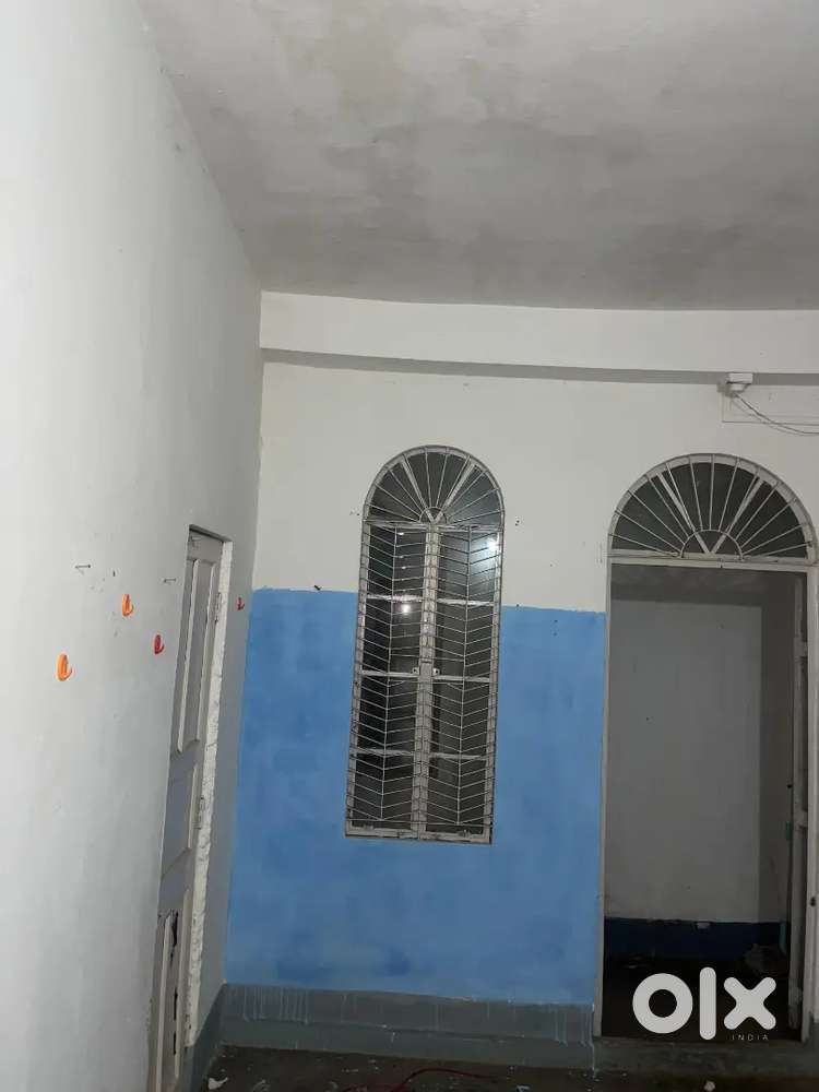 Rent room in sibsgar  near bezbaruah school amulapatty