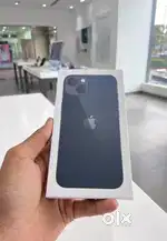 iPhone 13 (128GB)