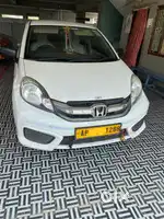 Driver cum owner driven car single hand Honda Amaze