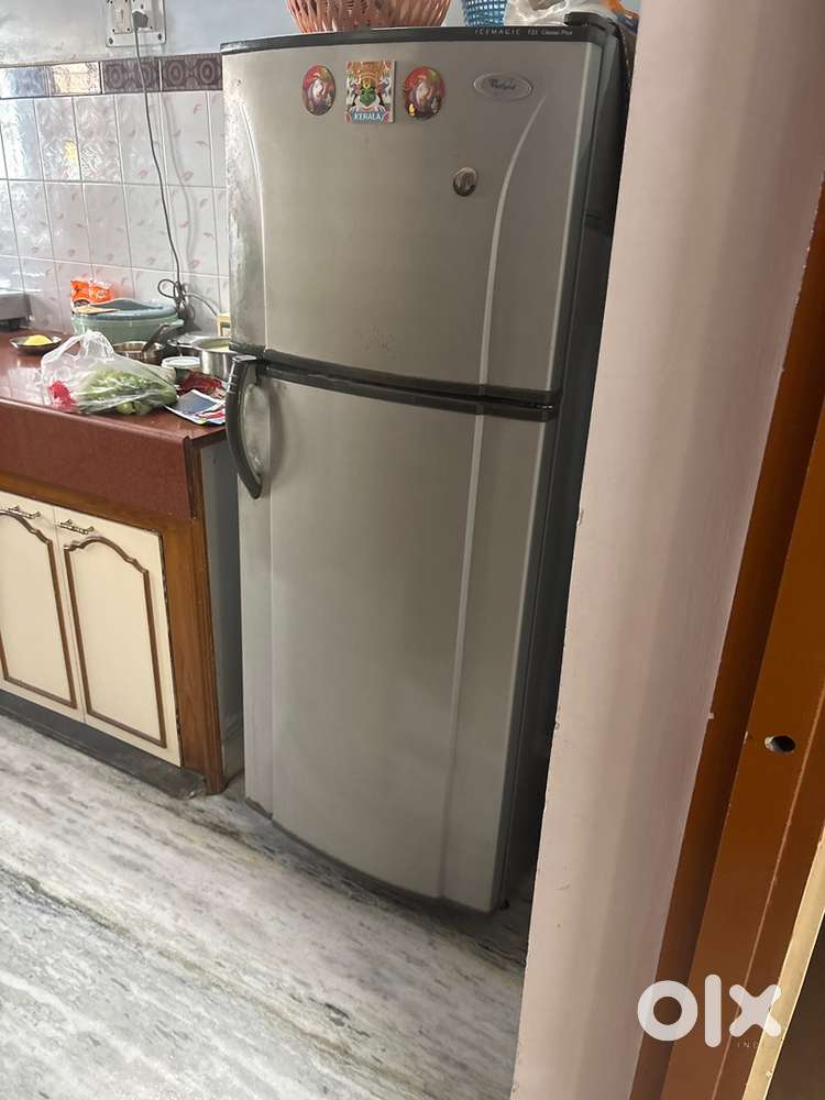 Whirlpool double door fridge in good working condition