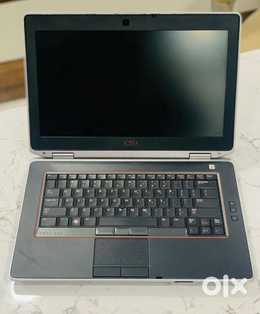 Dell core i5 2gb HD graphics good battery backup good condition laptop