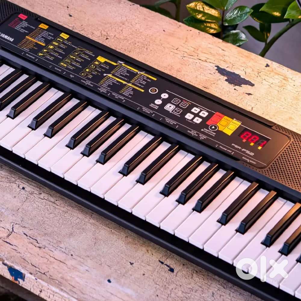 Yamaha keyboard PSR F52