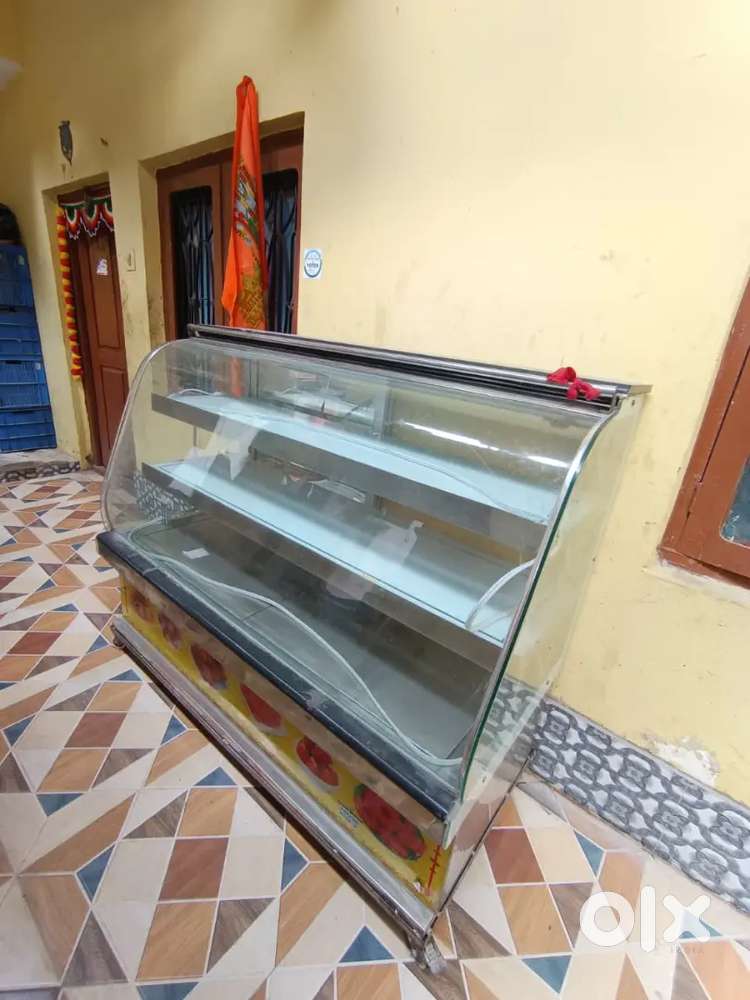 Sweet counter without freezer with lighting