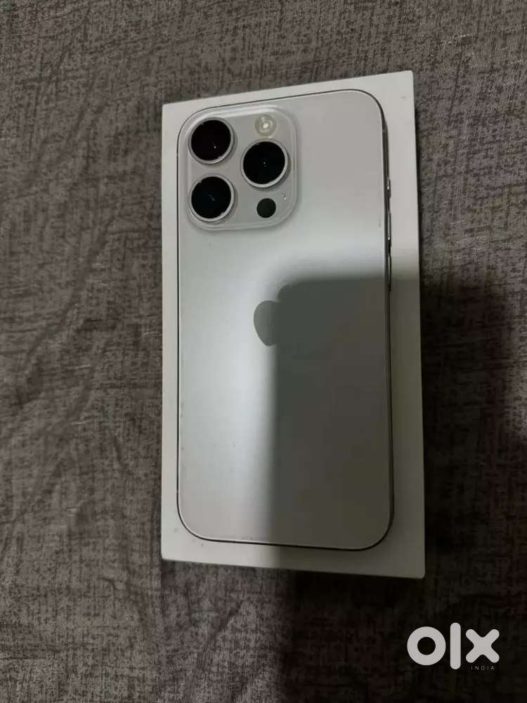 Get iPhone 15 pro selling in genuine price.