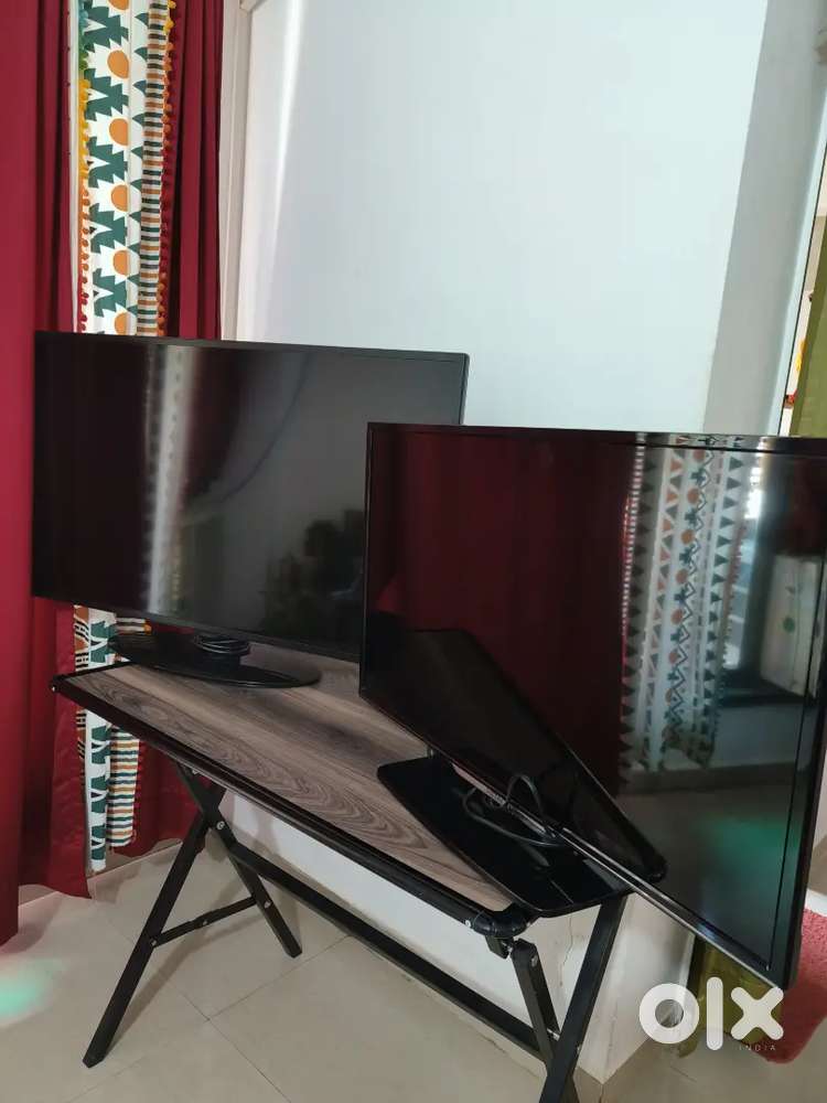 TV's for Sell Croma 40 inch and Hitachi 32 inch (Read Bio)