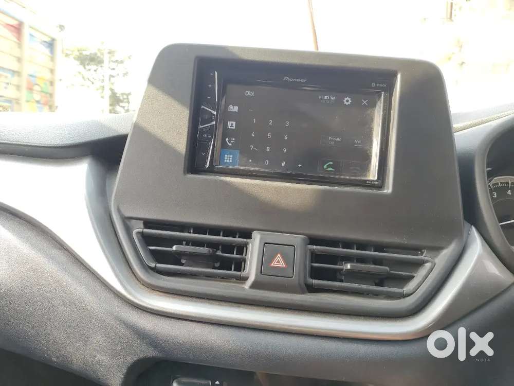 Car sound painir L.C.D