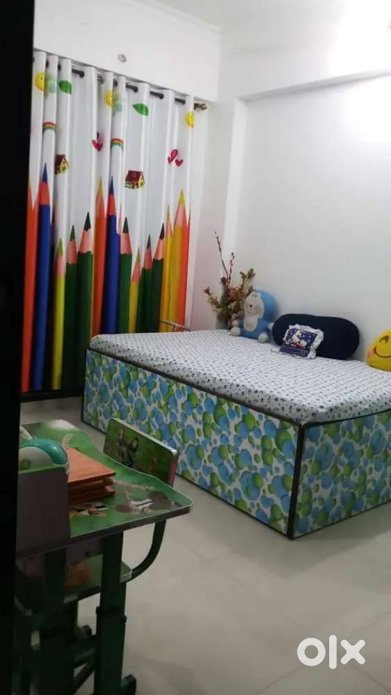 Almost new Single bed Deewan 6 ftx 4 ft along with a  6 x4 ft mattress