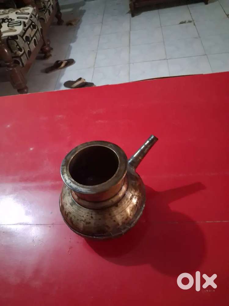 An premium petal shud Puja ka lota