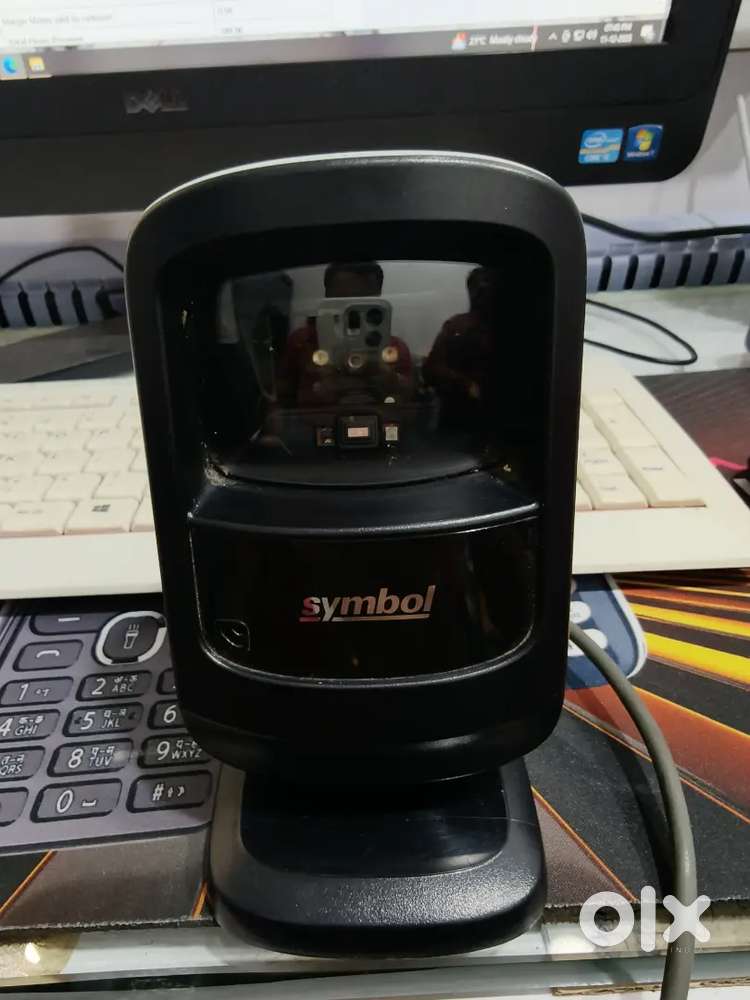 Zebra (Formerly Motorola Symbol) DS9208 Digital Hands-Free Barcode Sca