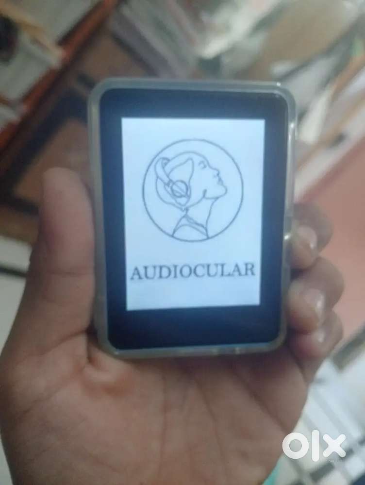 Audio cular digital player model: M31 input: 5v = 1A
