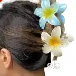 Flower claw clip