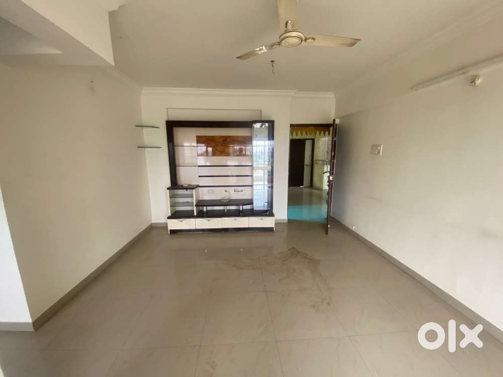 Clubhouse gym garden parking in amenities