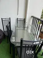 Dining table for sale