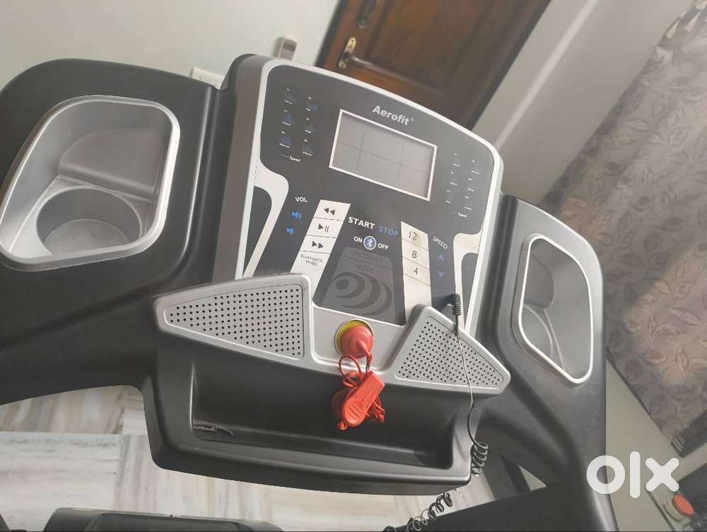 Thread mill Less used and with bill