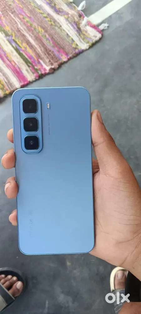 Infinix hot 50 5g 8gb128gb storage scratch less phone