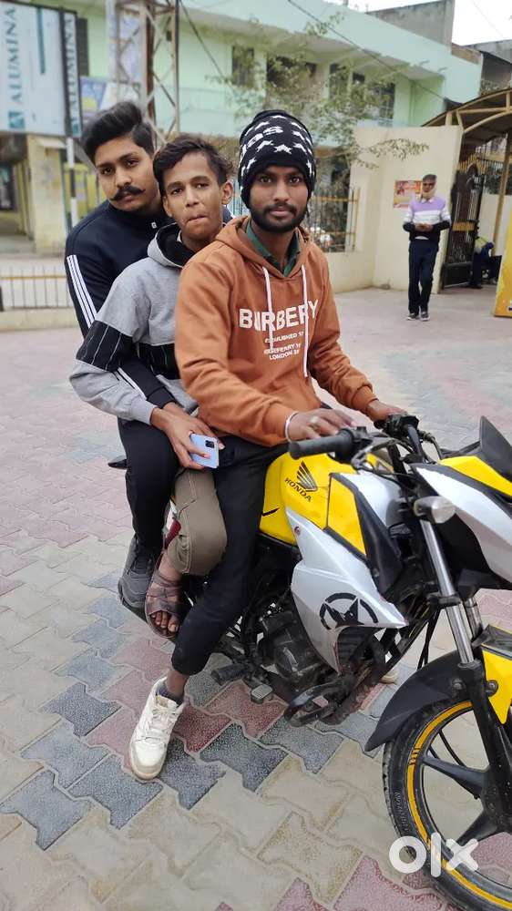 Honda Cb Twister 2012 ₹21000/– , All bike A one condition